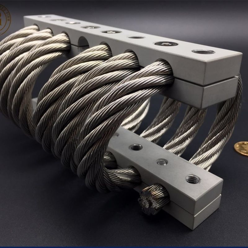 Aluminiowe samochody opancerzone do obrony Wyrzutnia stojak silnika Wstrząs energetyczny izolacja wibracja JGX-1276D-233B Wire Rope Isolator